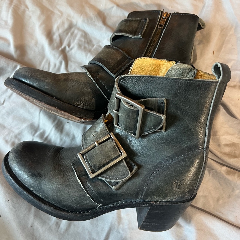 Frye boots, size 6.5. Sabrina style.